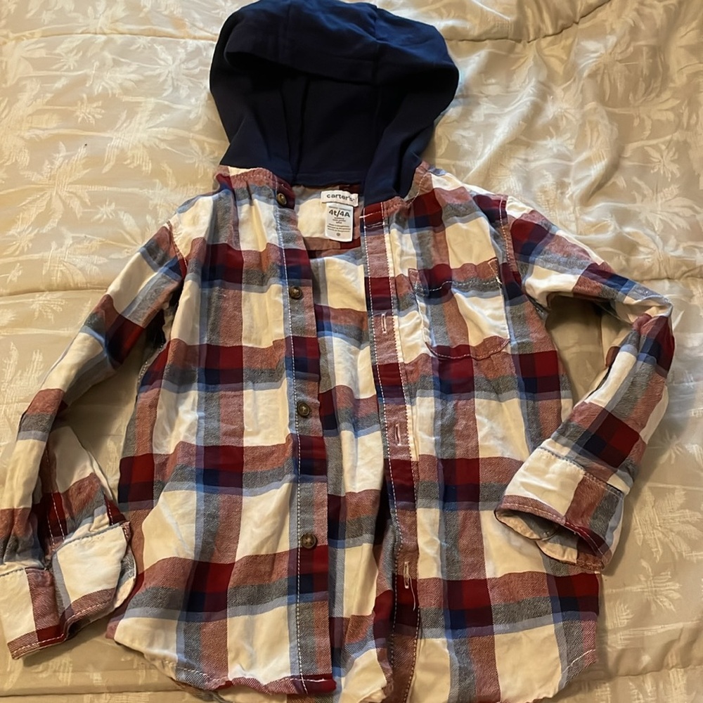 Flannel bundle - Picture 2 of 8